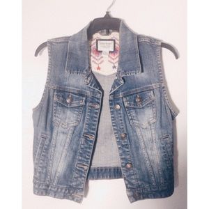 I Love H81 Button-Up Jean Vest with Pockets Size M